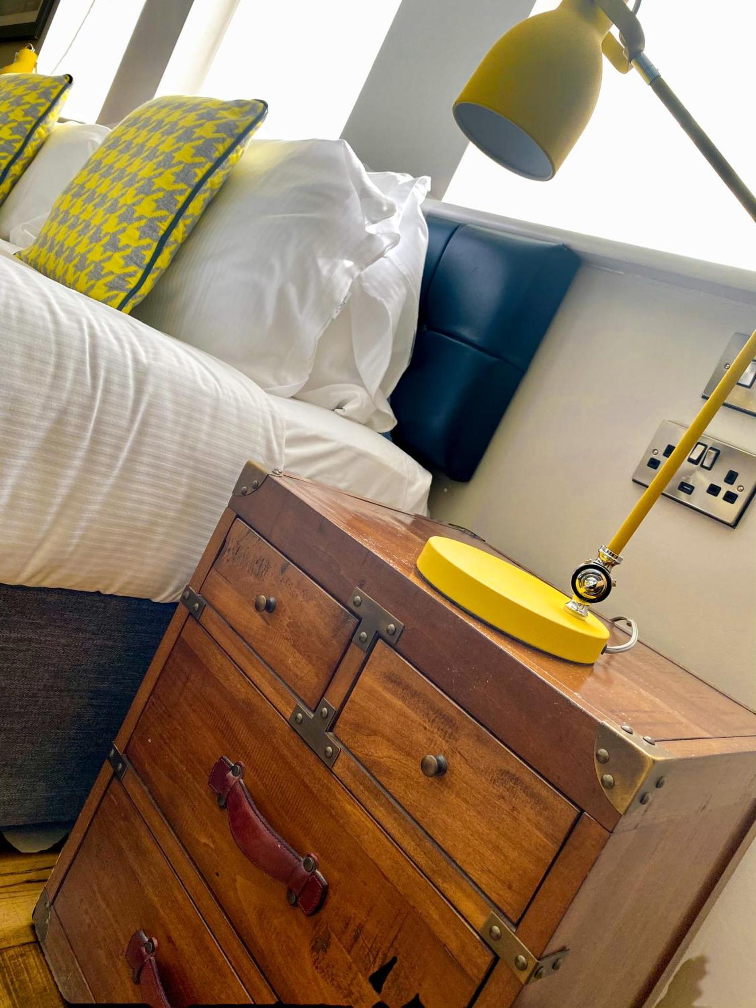 Hotel Helen Browning'S Royal Oak Swindon Pokoj fotografie