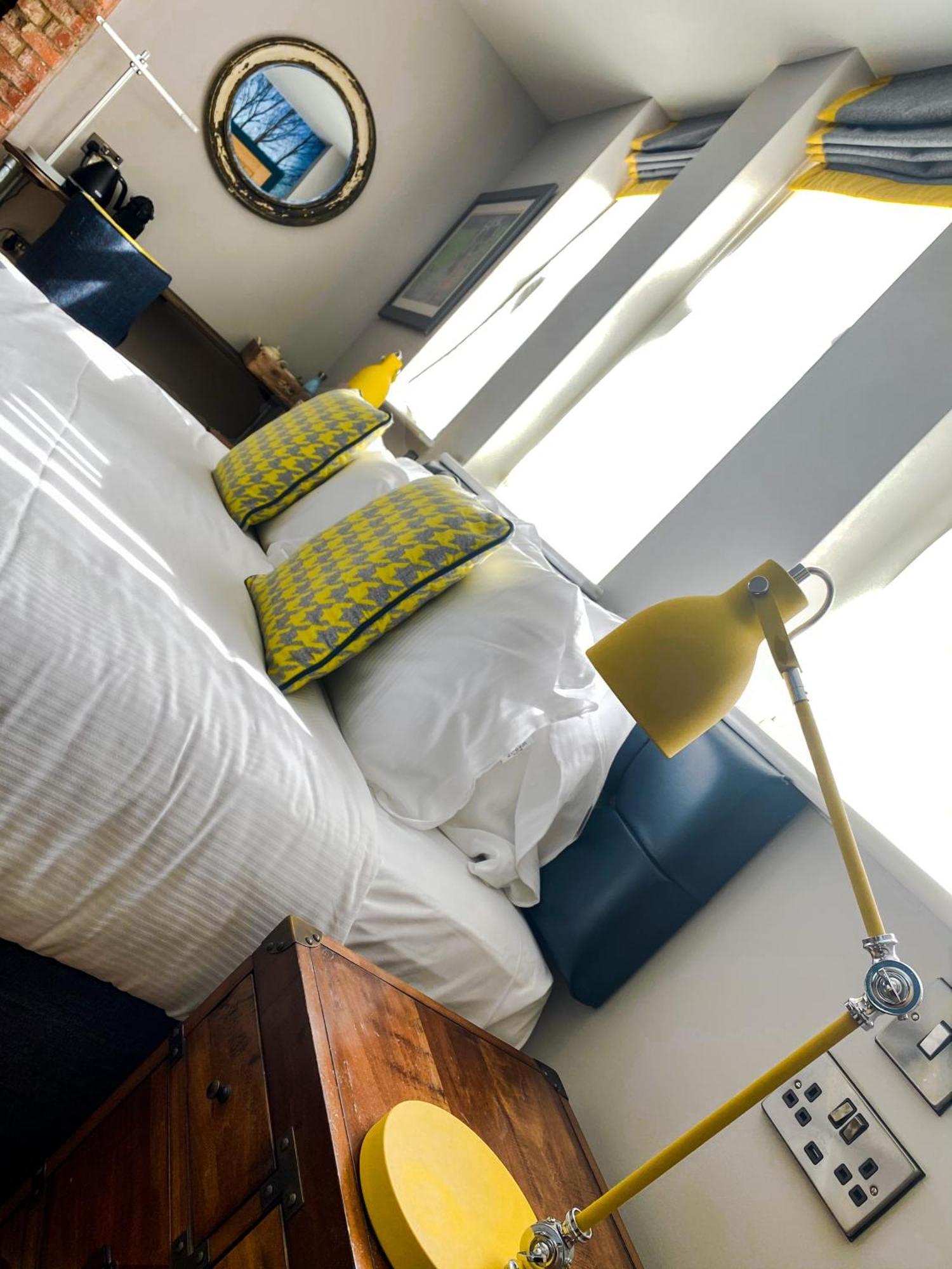 Hotel Helen Browning'S Royal Oak Swindon Pokoj fotografie